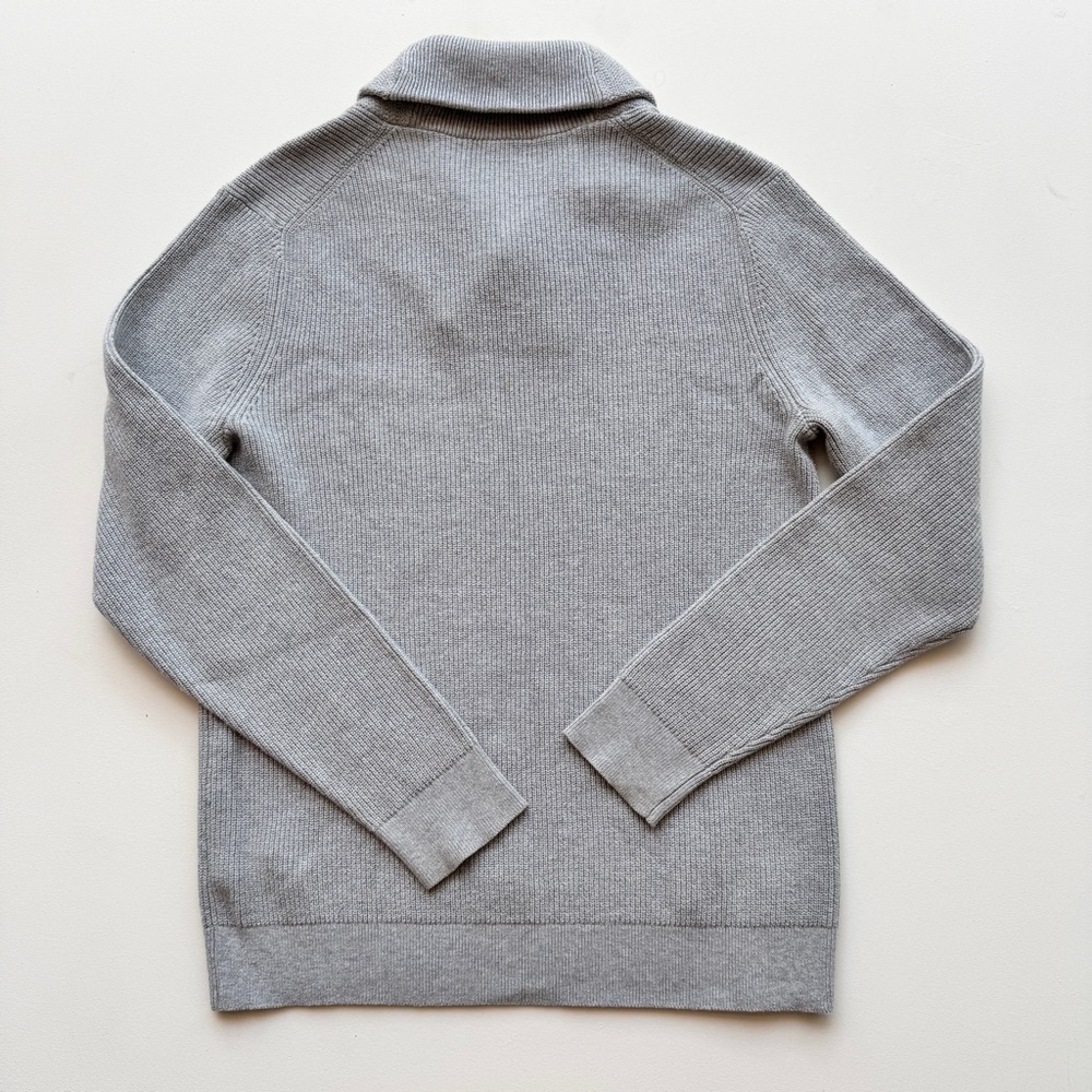 Banana Republic - Buttoned Shawl Collar Knit Sweater in Gray - Picture 2 of 4
